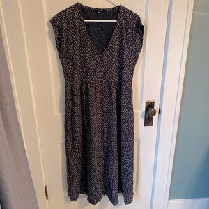 Navy ditzy floral dress